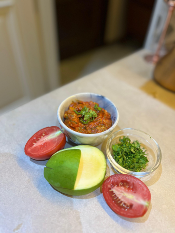 Raw Mango Tomato Chutney | Kaccha Aam Tamatar Chutney | Tangy Indian Chutney | Homemade Chutney Recipe — recipe by Renu Dalal