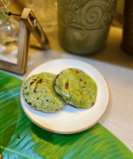 Spinach Roti | Palak Roti | Spinach Chapati | Healthy Spinach Flatbread — recipe by Renu Dalal