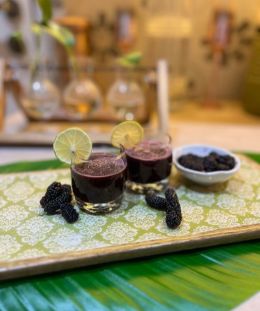 Mulberry Juice | Fresh Mulberry Juice Recipe | Healthy Berry Drink | Homemade Fruit Juice — recipe by Renu Dalal